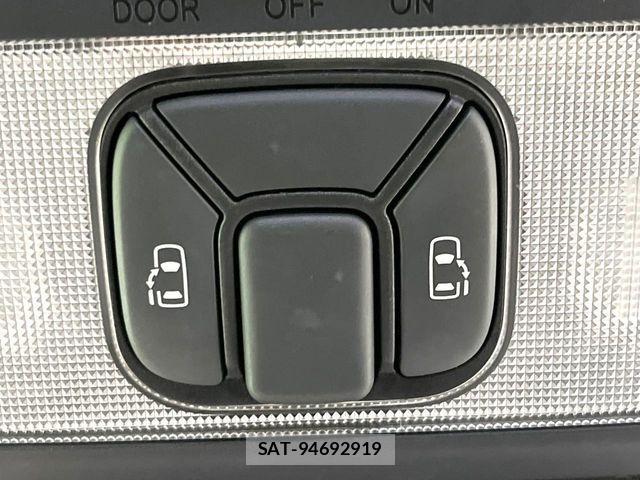 Toyota ESTIMA 2016-07 8438104-5