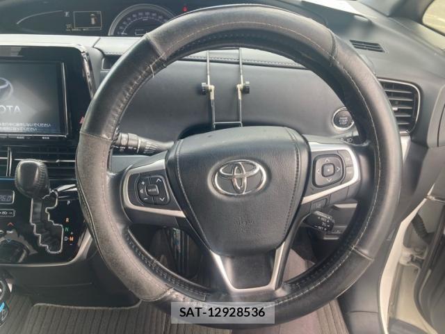 Toyota ESTIMA 2018-01 8438105-13