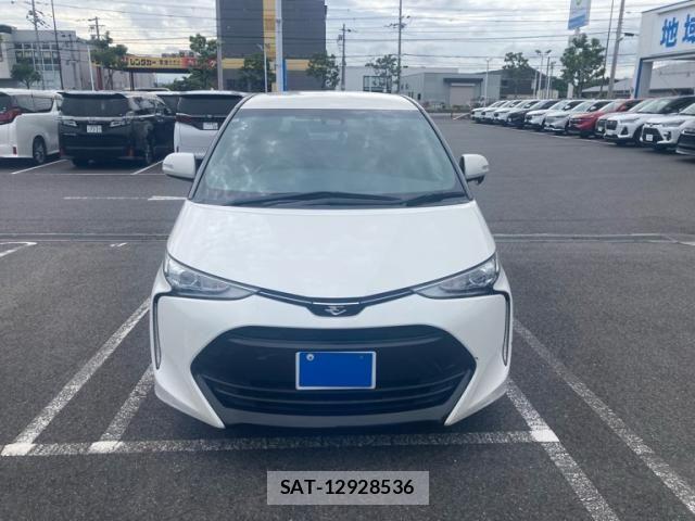 Toyota ESTIMA 2018-01 8438105-1