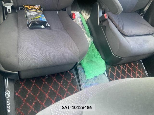 Toyota ESTIMA 2015-05 8457438-15