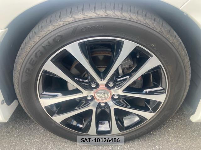 Toyota ESTIMA 2015-05 8457438-2