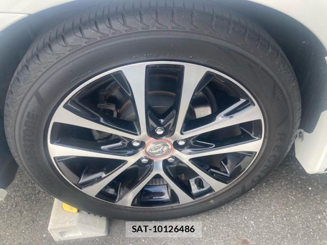Toyota ESTIMA 2015-05 8457438-4