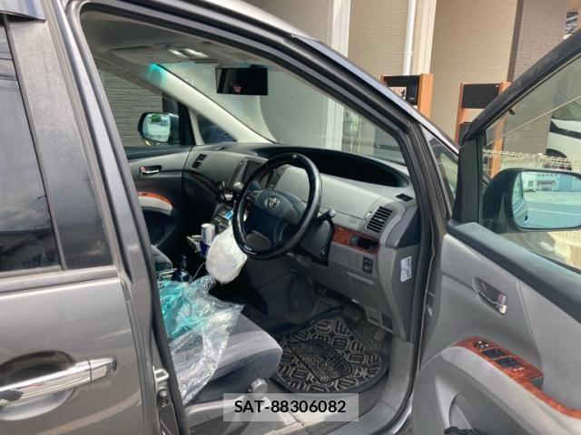 Toyota ESTIMA 2009-10 8485369-8