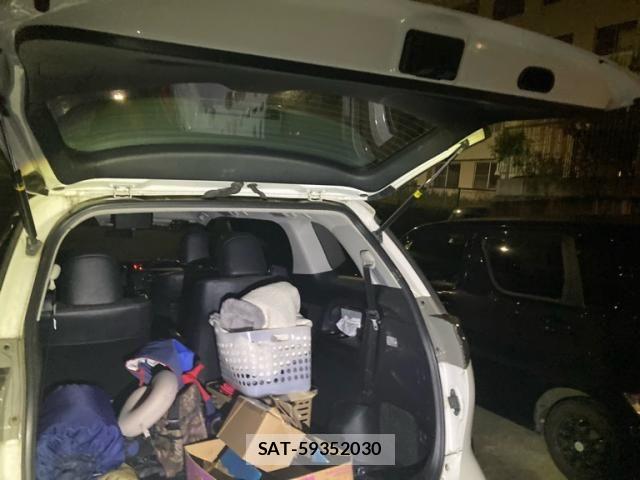 Toyota ESTIMA 2014-05 8524800-9