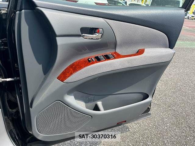 Toyota ESTIMA 2012-04 8561823-11