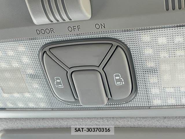 Toyota ESTIMA 2012-04 8561823-22