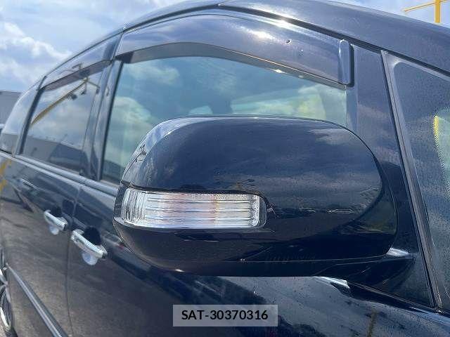 Toyota ESTIMA 2012-04 8561823-8