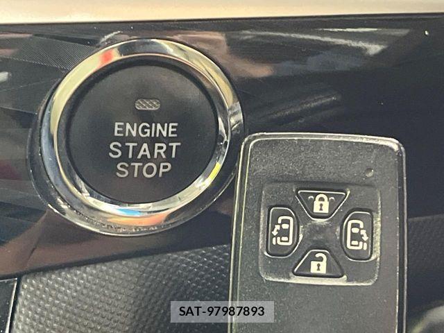 Toyota ESTIMA 2015-08 8561822-6