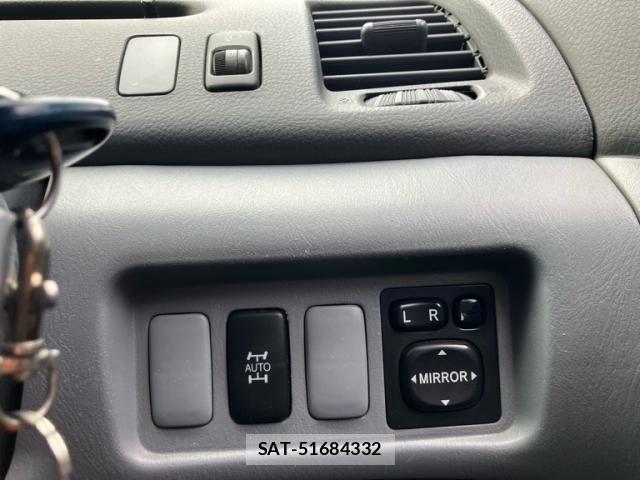 Toyota ESTIMA 2003-02 8561828-12