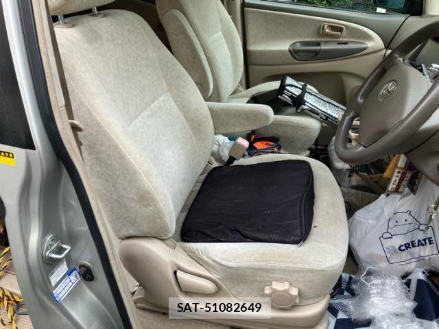 Toyota ESTIMA 2004-07 8561829-11