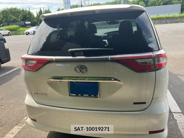 Toyota ESTIMA 2017-09 8561825-10