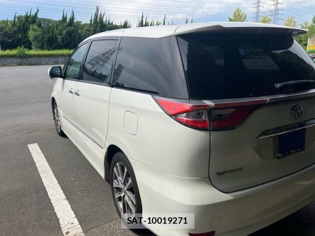 Toyota ESTIMA 2017-09 8561825-11