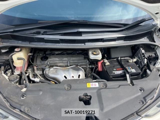 Toyota ESTIMA 2017-09 8561825-15