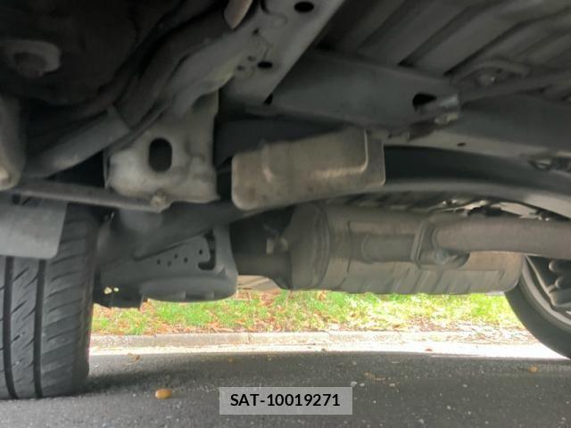 Toyota ESTIMA 2017-09 8561825-8