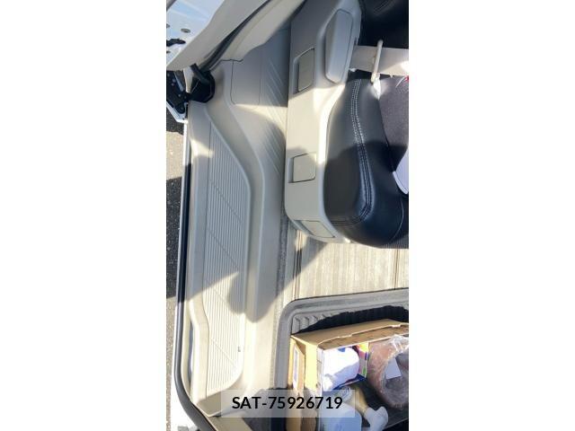 Toyota ESTIMA 2007-10 8626677-22
