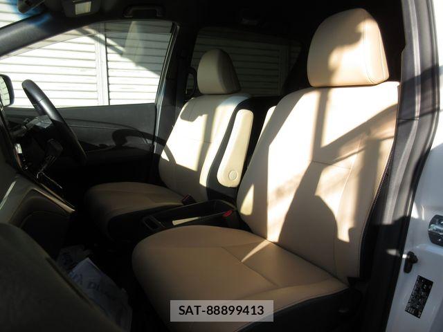 Toyota ESTIMA 2016-11 8626672-11