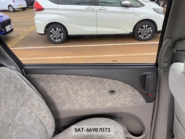 Toyota ESTIMA 2000-02 8658988-12