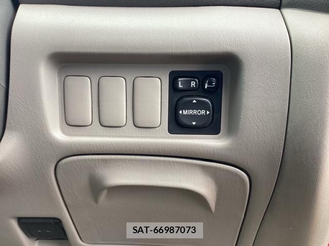 Toyota ESTIMA 2000-02 8658988-18