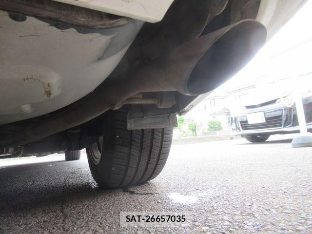 Toyota ESTIMA 2011-10 8666109-29