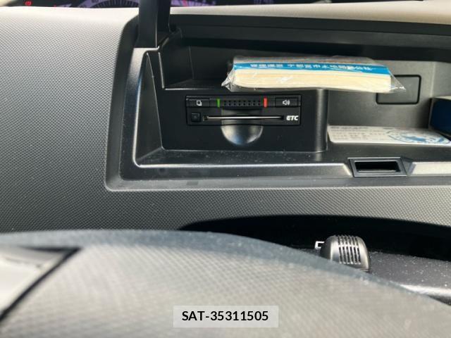 Toyota ESTIMA 2013-06 8685514-17