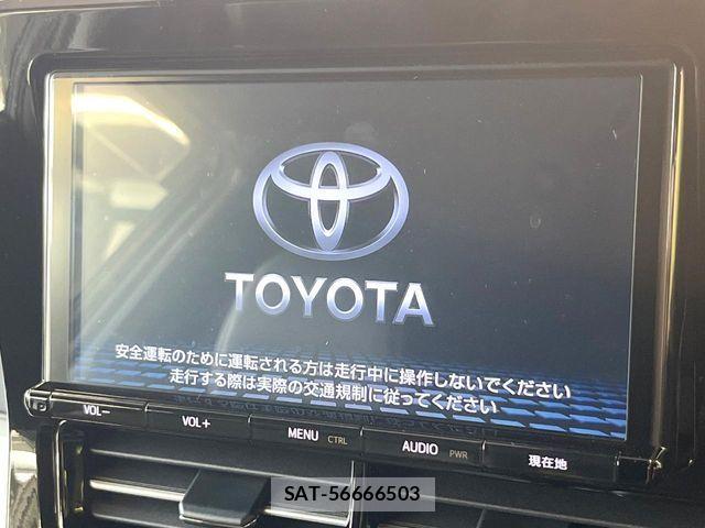 Toyota ESTIMA 2017-03 8741971-2