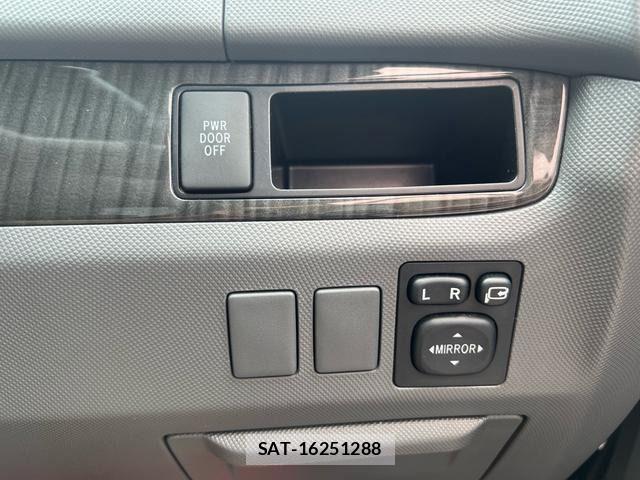 Toyota ESTIMA 2009-07 8780136-7