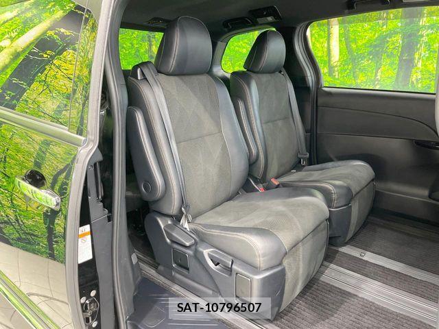 Toyota ESTIMA 2018-02 8780132-8