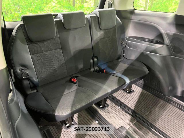 Toyota ESTIMA 2013-11 8848898-9