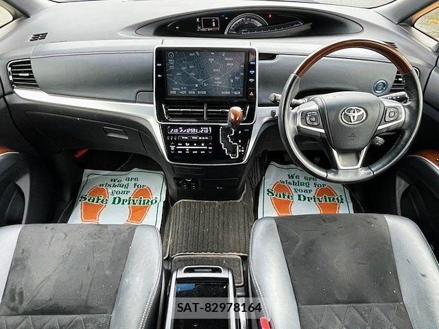 Toyota ESTIMA 2018-03 8847852-1