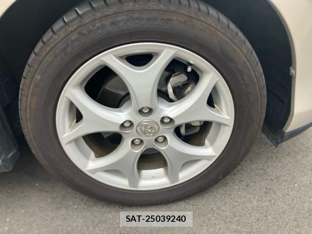 Toyota ESTIMA 2006-02 8848904-8
