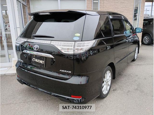 Toyota ESTIMA 2011-10 8848900-2