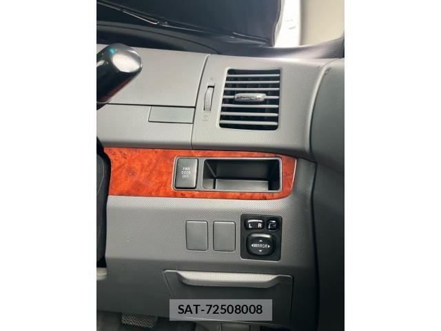 Toyota ESTIMA 2011-12 8848906-13