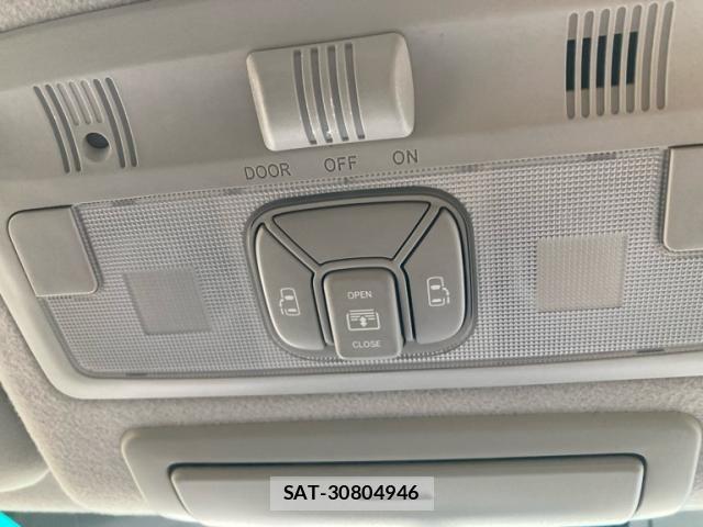 Toyota ESTIMA 2011-07 8870952-25