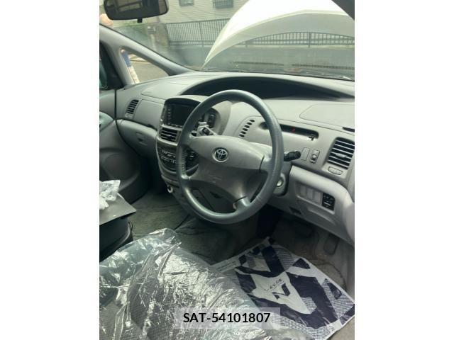 Toyota ESTIMA 2002-04 8879663-13