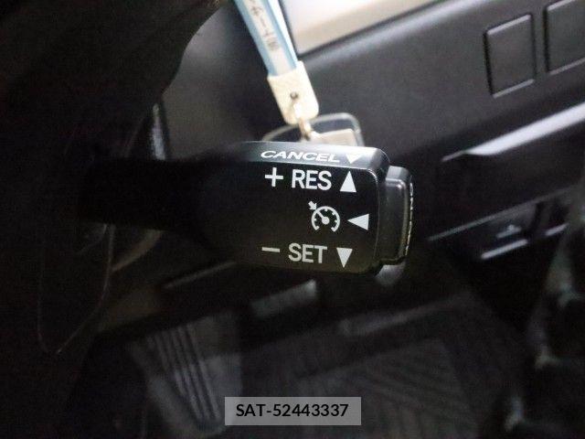 Toyota ESTIMA 2018-04 8879653-21