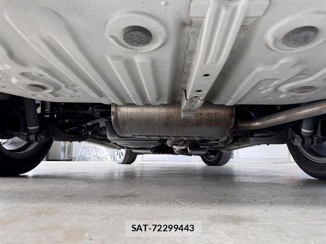 Toyota ESTIMA 2016-07 8879654-21