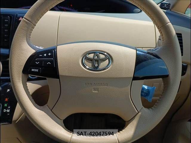 Toyota ESTIMA 2015-04 8879656-7