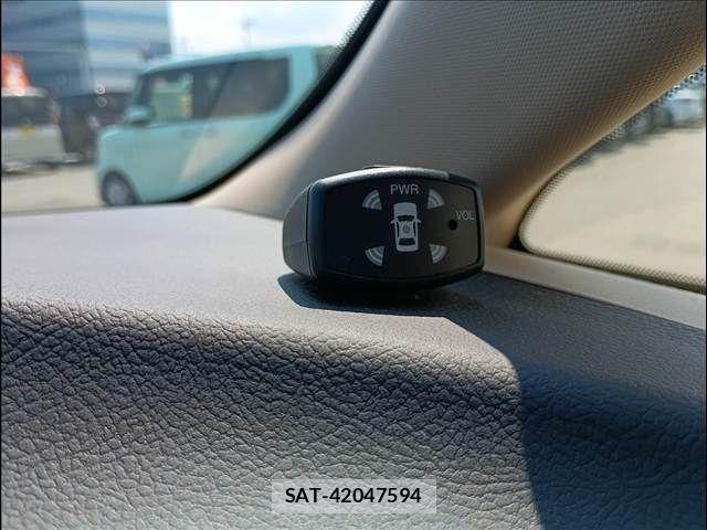 Toyota ESTIMA 2015-04 8879656-8