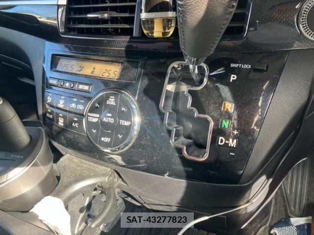 Toyota ESTIMA 2013-11 8883592-19