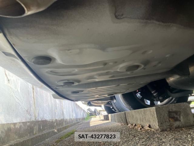Toyota ESTIMA 2013-11 8883592-24