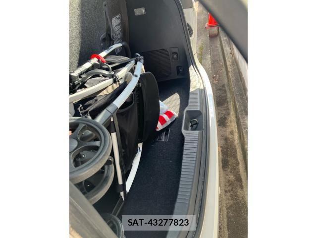 Toyota ESTIMA 2013-11 8883592-25
