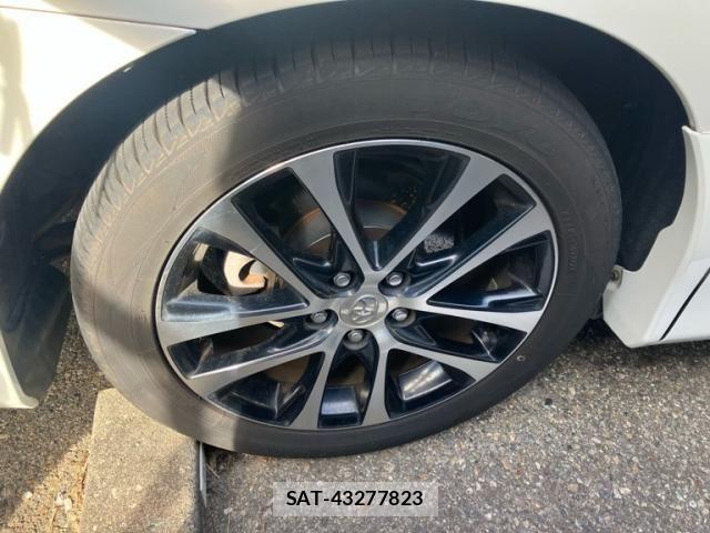 Toyota ESTIMA 2013-11 8883592-4