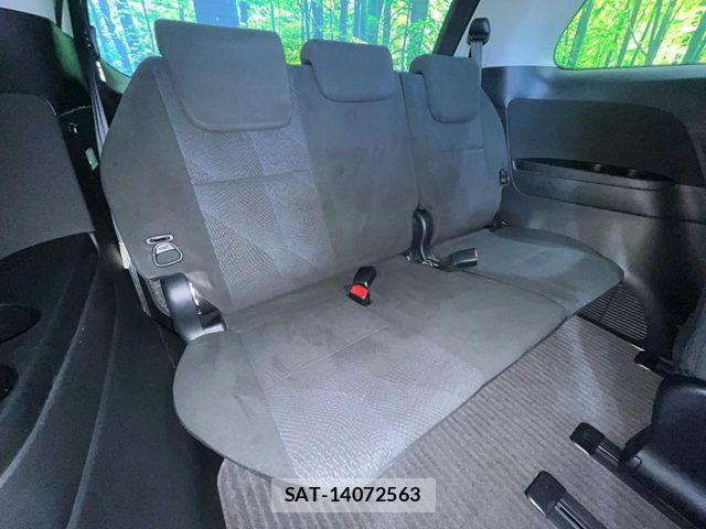 Toyota ESTIMA 2015-11 7058445-9