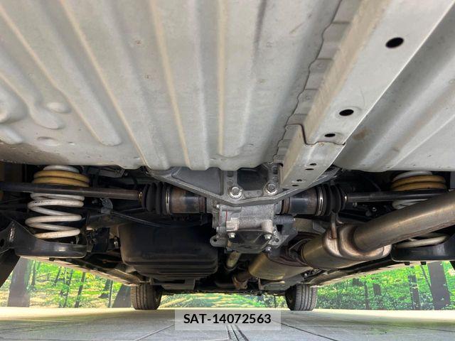 Toyota ESTIMA 2015-11 7058445-19