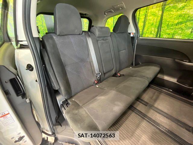Toyota ESTIMA 2015-11 7058445-8