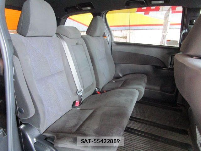 Toyota ESTIMA 2017-07 7218224-5