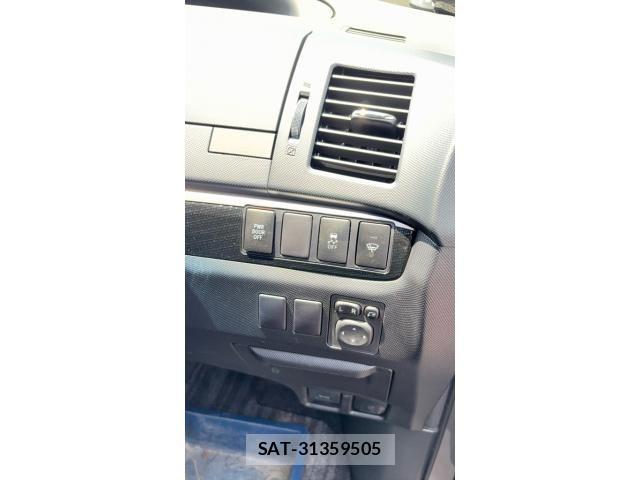 Toyota ESTIMA 2015-10 7271860-18