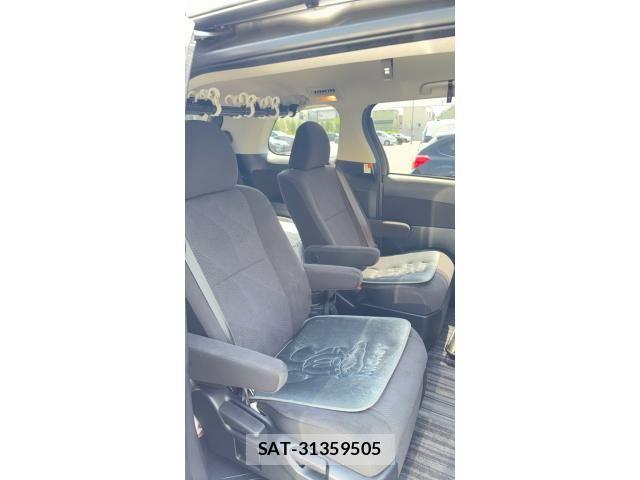 Toyota ESTIMA 2015-10 7271860-8