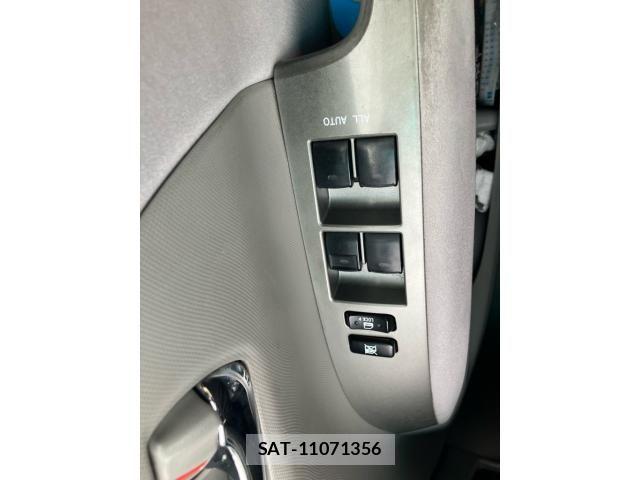 Toyota ESTIMA 2006-02 7876364-17