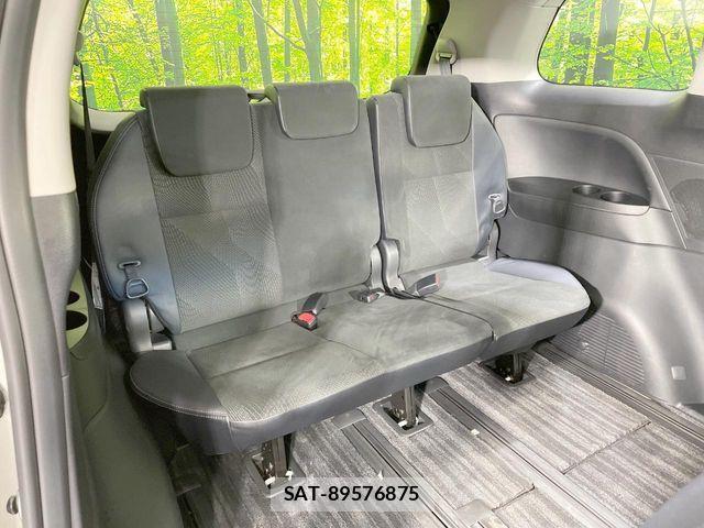 Toyota ESTIMA 2013-10 8129977-10